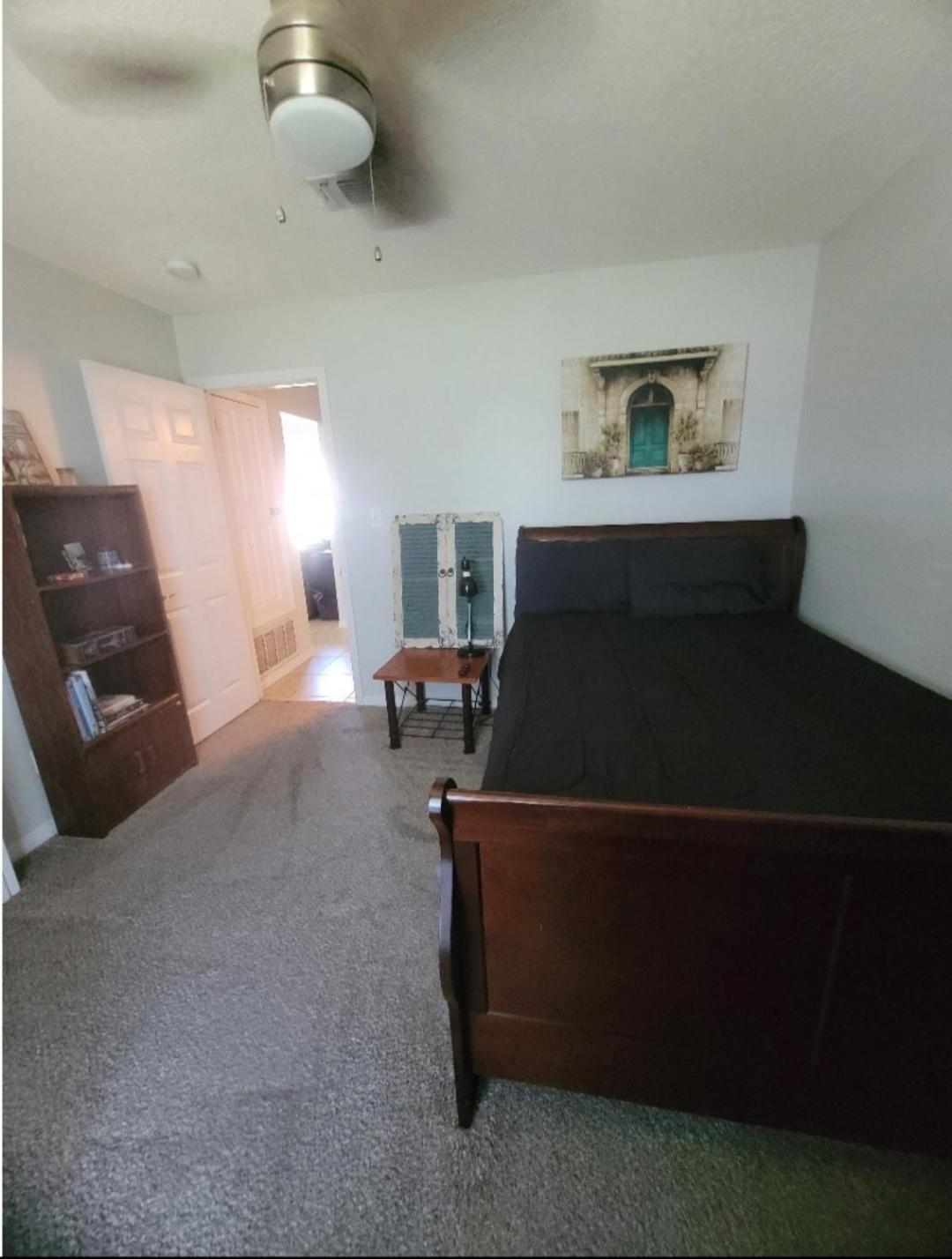 Bedroom Four Minutes From Beach Pensacola Exterior photo