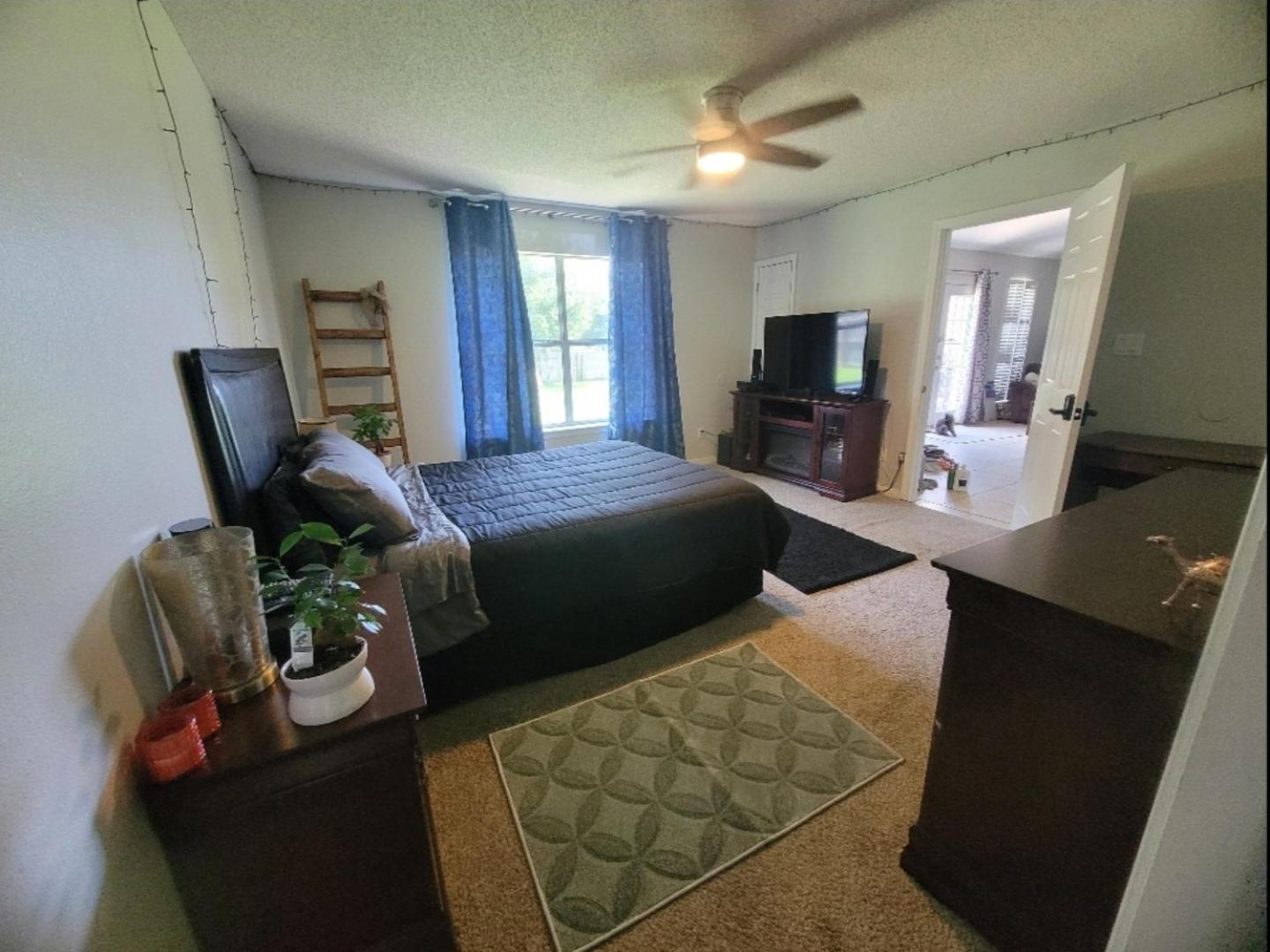 Bedroom Four Minutes From Beach Pensacola Room photo